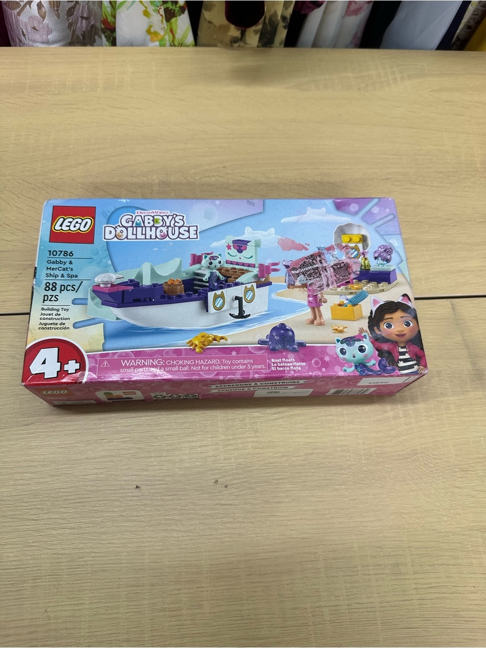 LEGO 10786 Gabby's Dollhouse Gabby & MerCat's & Spa Building Toy - Picture 2 of 9